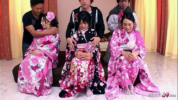 Ngerjain 3 Cewek Jav Imut Bulu Beleknya Lebat, Pesta Ngewe Jepang Langka Banget