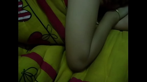 Desi Bhabhi Lagi Mesra Sama Tetangga, Siap Digoyang