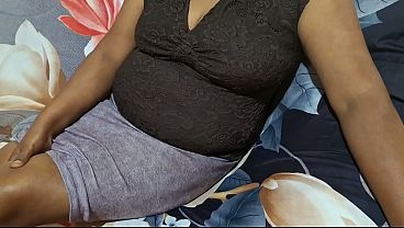 Libido Meledak, Ibu Tiri Asia Lagi Liburan, Siap Digoda.