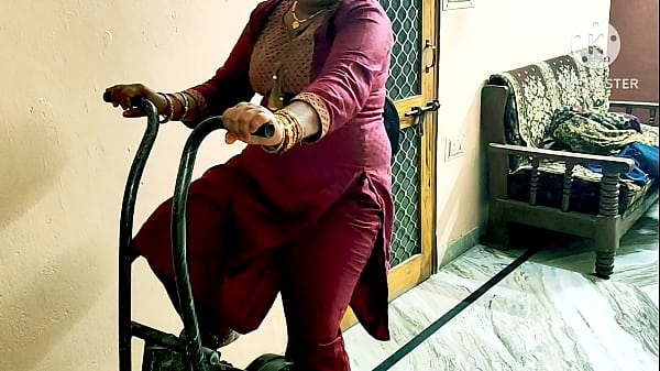 Bhabhi India Ngewe Sama Cowok Gym, Crotnya Sampe Ke Mana-mana