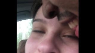 Teman Lesbianku Basah Kuyup Pas Latihan, Lalu Membungkuk Dengan Gaya Menggoda