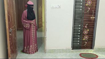 Aku Ngentot Kakak Tiri Gegara Dia Main Game Mulu.