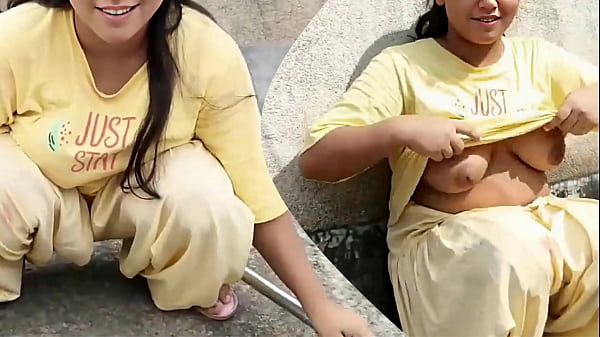 Berondong Sama Istri Orang Mesum Di Atas Atap, Cewek Kampung Crot Indoor, Video Bokep Desa Indo