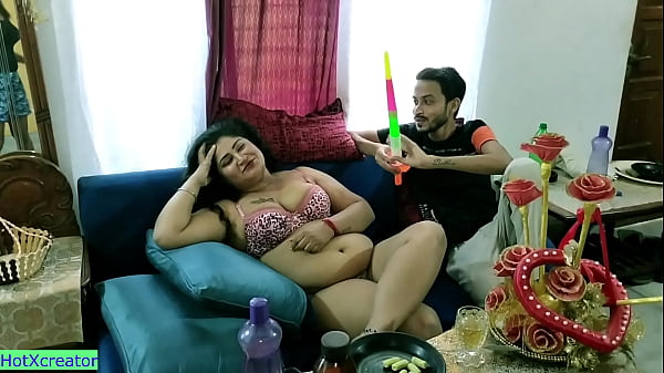 Ulang Tahun Bhabhi Panas India, Main Seru Dengan Pacar Muda!